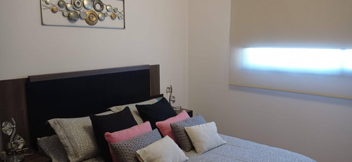 Venta De Departamento En Complejo Las Cavas. Canning