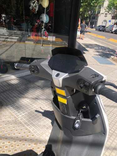 Imagen 11 de 15 de Moto Eléctrica Sunra Robo Doble Batería Litio Potenciada 0km