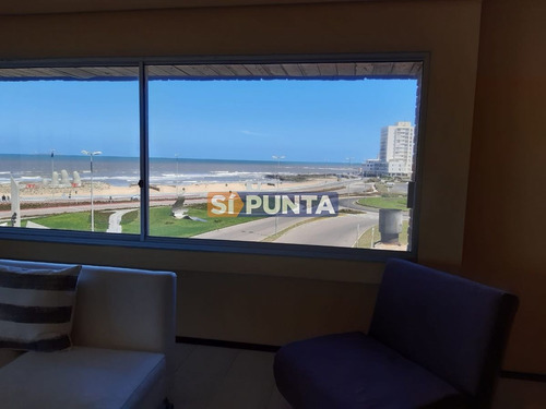 Imagen 9 de 20 de Apartamento En Venta Y Alquiler, Parada 1 Primera Línea De Playa Brava