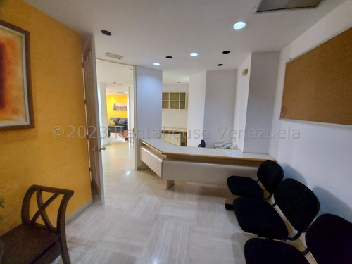 Imagen 2 de 13 de Oficina En Alquiler, Chuao, 83mts, Rah 23-19037