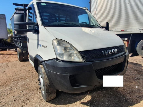 Imagem 1 de 7 de Iveco Daily 70c17 Cs 2013 !!! Com Baixo Km