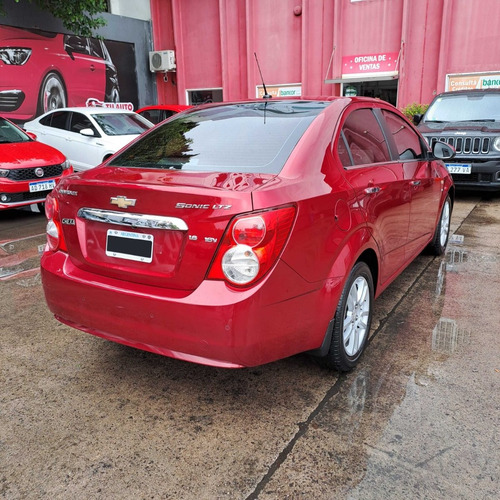 Imagen 6 de 17 de Chevrolet Sonic 1.6 Ltz Mt 4p 2016