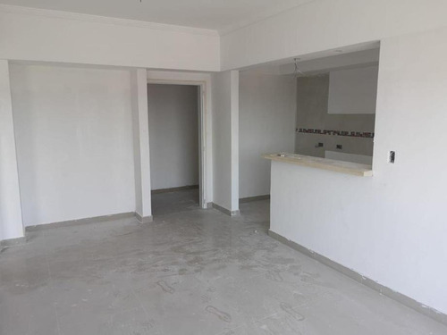 Imagen 7 de 16 de Departamento En Venta En Remedios De Escalada Oeste