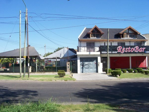 3 Deptos + Local + Casa En Espectacular Ubicacion!!!!