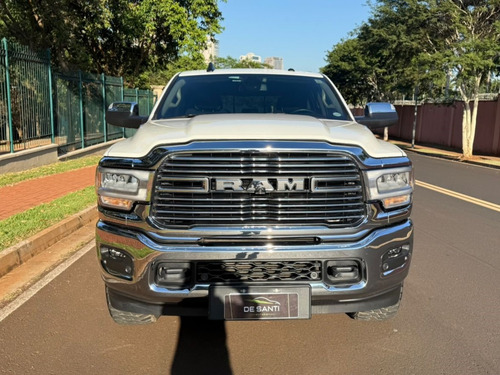 RAM Ram 3500 6.7 Laramie Cab. Dupla 4x4 Aut. 4p