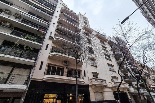 Seis Ambientes - Dos Baños - Categoría - Recoleta - Montevideo Y Quintana