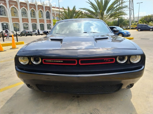 Imagen 2 de 13 de Dodge Challenger Rt