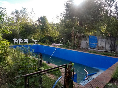 Imagen 2 de 7 de Casaquinta En Venta - Barrio El Cazador