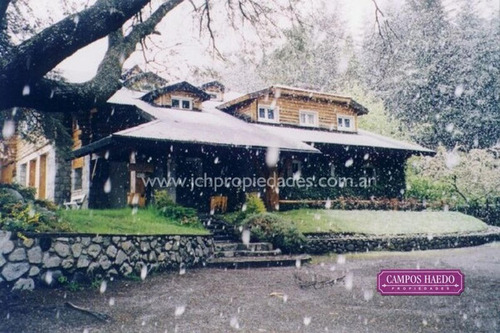 Imagen 4 de 13 de Hotel Con Costa De Lago Nahuel Huapi - Villa La Angostura