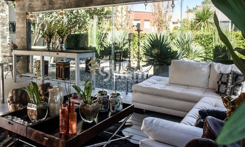Venta Casa 6 Dormitorios, Playa Mansa, Punta Del Este- Ref: 1890
