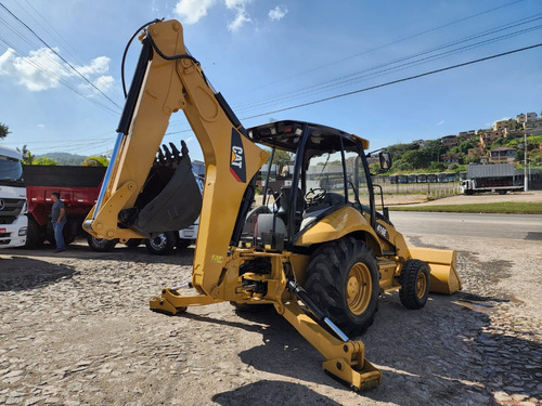 Retroescavadeira 4x2 Caterpillar 416 D Ano 2014 Revisada