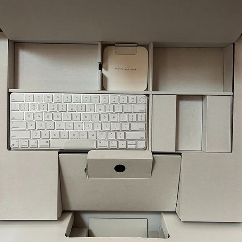 iMac 24'' M1 2021 Cpu 8c, 8gb, 256gb Ssd Leia A Descrição (Usado)