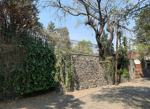 Terreno En Venta En Hermosa Calle Tetelpan