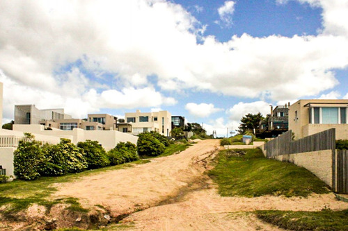 Imagen 6 de 29 de Casa En Venta De 4 Dormitorios En Punta Piedras (ref: Lij-670)