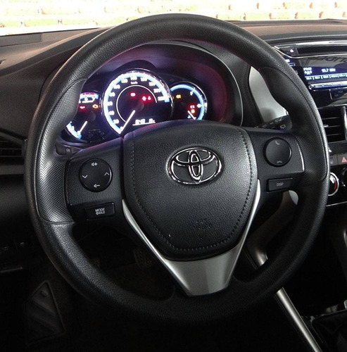 Imagem 7 de 11 de Toyota Yaris 1.3 16v Flex Xl Manual
