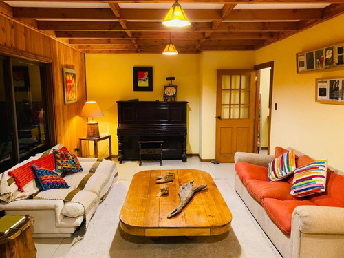 Preciosa Y Amplia Casa Para Disfrutar Del Sur Y Las Maravill