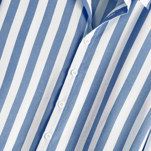 Manga Larga Con Cuello En V Y Botones Con Estampado De Rayas