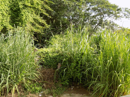 Terreno En Venta, Col. Benito Juárez Norte. Coatzacoalcos, Veracruz.