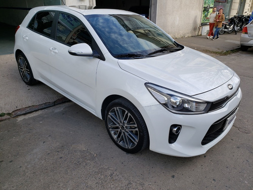 Kia Rio Ex Plus Mt