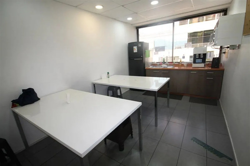 Impecable Oficina En Nueva Providencia