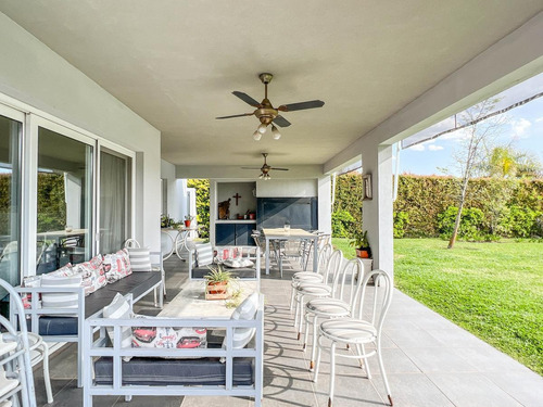 Imagen 29 de 30 de Casa En Venta Con Vista A Laguna En Barrio Cerrado En Tigre