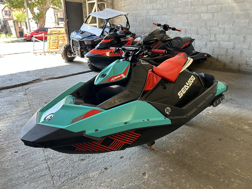 Seadoo Spark Trixx 2017 28 Hs Accesorios