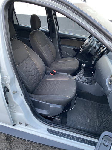 Renault Duster 2.0 Ph2 4x2 Privilege 143cv