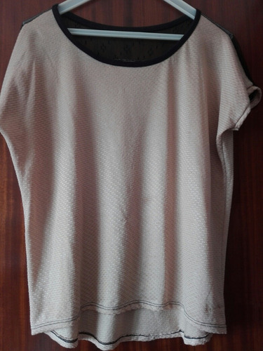 Remera Beige Con Encaje Negro T.l/xl Envio A Todo El País