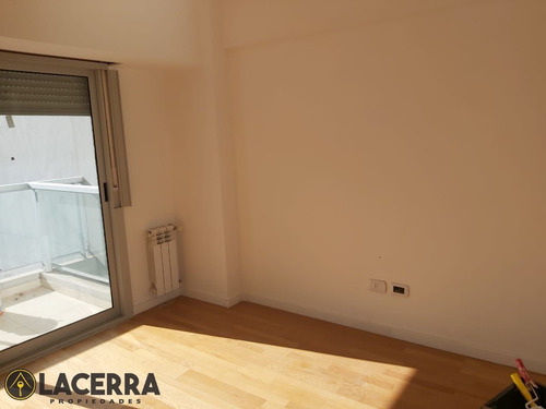 Imagen 13 de 17 de Excelente Semipiso Con Vista Al Rio!!! 2 Cocheras