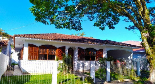 Casa Com 3 Dormitórios À Venda, 250 M² Por R$ 1.170.000,00 - Santa Mônica - Florianópolis/sc - Ca3449