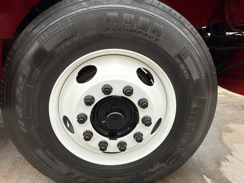 Camión Volteo 7 M3 Kenworth T300.