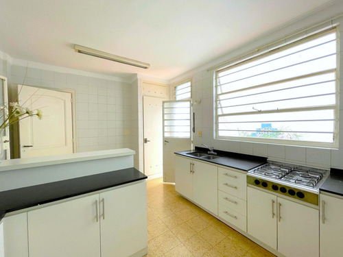 Casa 6 Ambientes En C. Melo 1101 Esquina Gaspar Campos - Vicente Lopez
