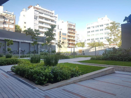 Venta Oficina En Edificio Musa Star