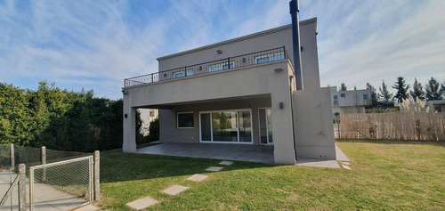 Imagen 3 de 30 de Casa En Venta Ubicado En San Rafael, Villanueva, Tigre