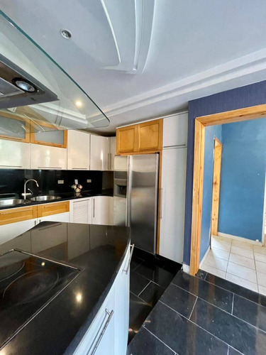 Imagen 3 de 15 de En Venta Apartamento En El Parral