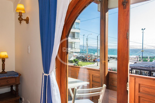 Casa En Venta De 14 Dorm. En Viña Del Mar