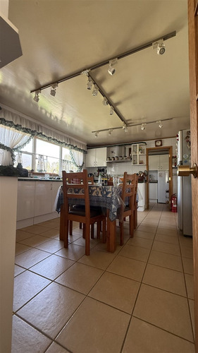 Casa En Venta De 4 Dorm. En Paine
