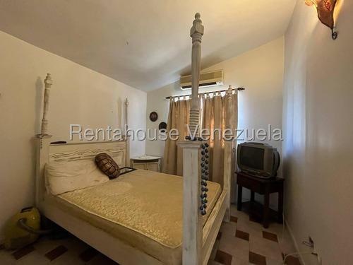 Amplia Y Luminosa Casa En Venta Urb La Mendera Cabudare Eo