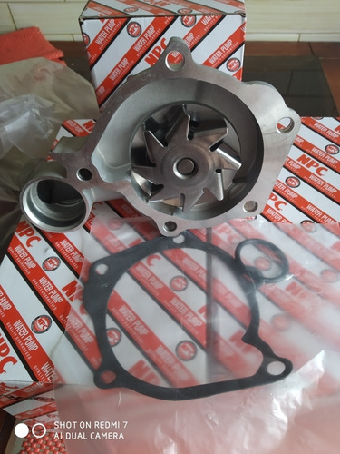 Bonba De Agua Npc De Mitsubishi L300 Inyección Motor 2000