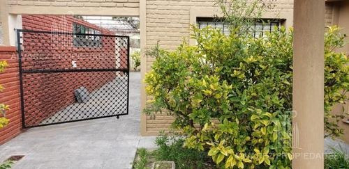 Imagen 3 de 14 de Casa 3 Ambientes Venta Ituaingó Sur Comercial Dependencia