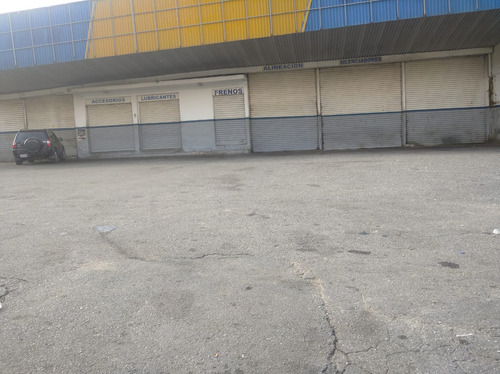 Imagen 16 de 18 de Se Vende Local Fondo De Comercio Maquinarias Y Mobiliario Los Teques