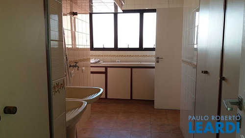 Imagem 8 de 15 de Apartamento - Campo Belo - Sp - 571341