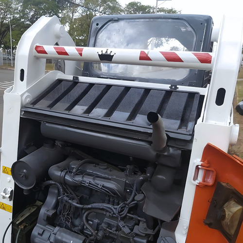 Mini Carregadeira Bobcat 773 - Ano 2006