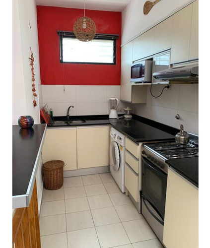 Imagen 13 de 25 de Venta De Casa En Barrio Abasto (totalmente Reciclada)