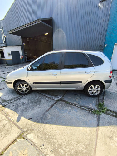 Renault Scenic 1.6 16v Expression Hi-flex 5p
