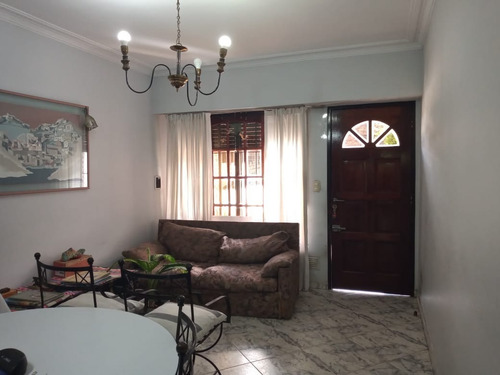 Imagen 20 de 30 de Triplex , Cochera 2 Autos, Dorm En Suite, Fondo Libre,