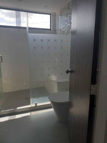Imagen 20 de 23 de Espectacular Apartamento En Valle Blanco Con Planta Eléctrica 100%.