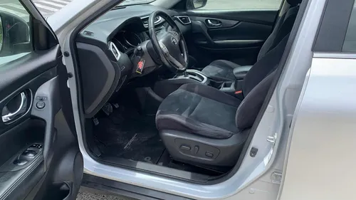 Nissan X-Trail 2.5 Advance 4x2 at 7 ptos modelo 2015