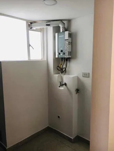 Apt 42 Mts. 02 Hab. 01 Baño. 6to Piso. Excelentes Acabados