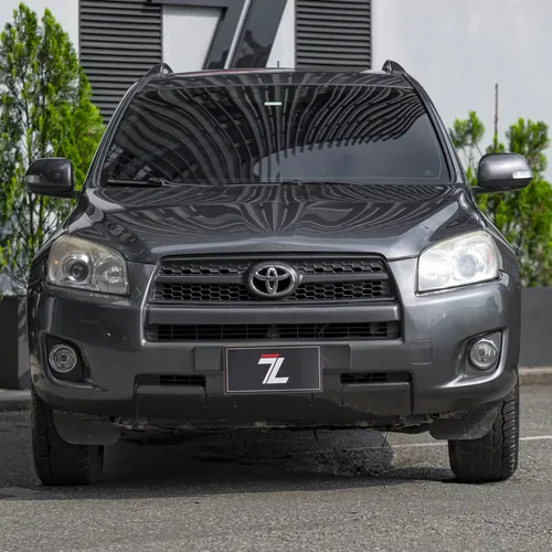 Toyota RAV4 2.4